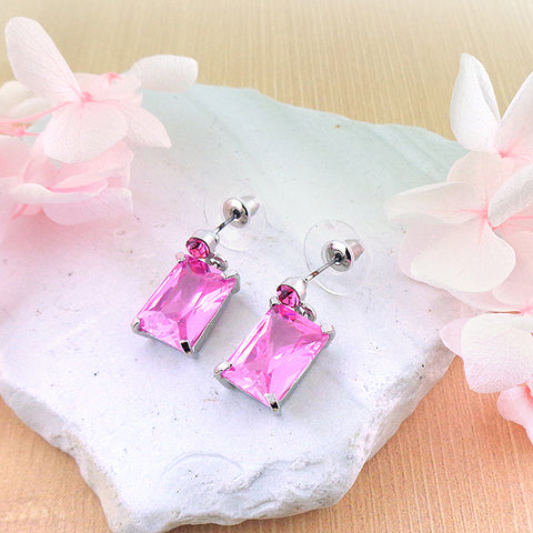 Online shopping for Austrian crystal earrings with cubic zirconia drop. A great gift for you or your girlfriend, wife, co-worker, friend & family. Wholesale available at www.lavishy.com with many unique & fun fashion accessories.